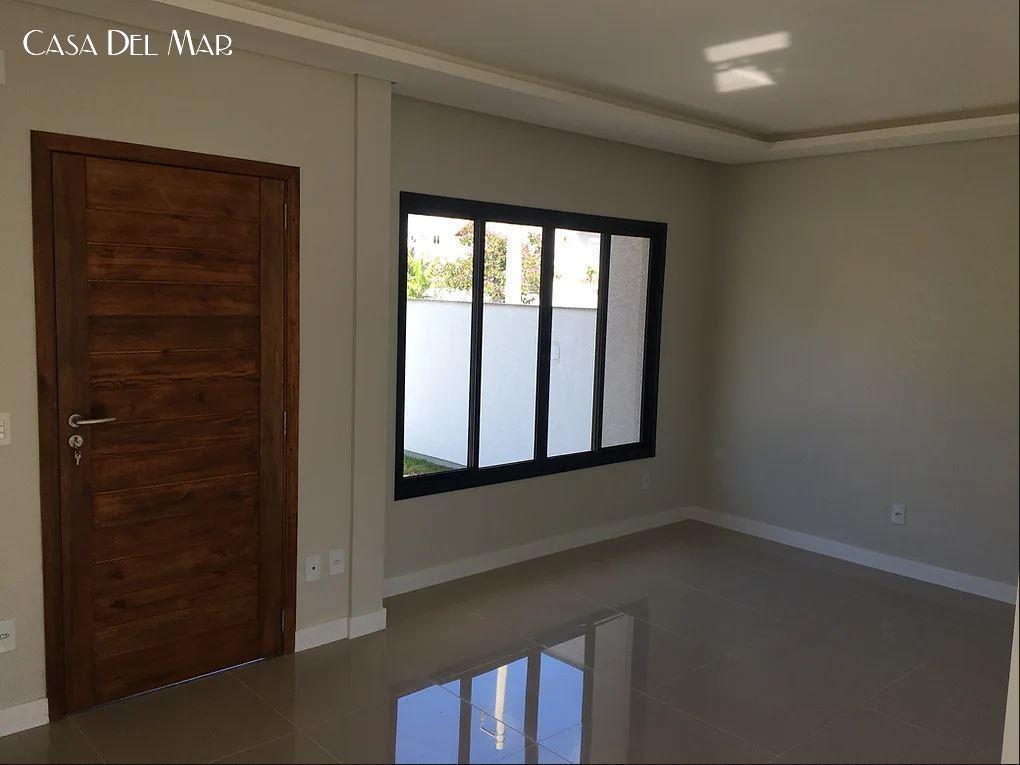 Casa de 3 quartos, 162m² no bairro Cachoeira do Bom Jesus, em Florianópolis | Eu Corretor