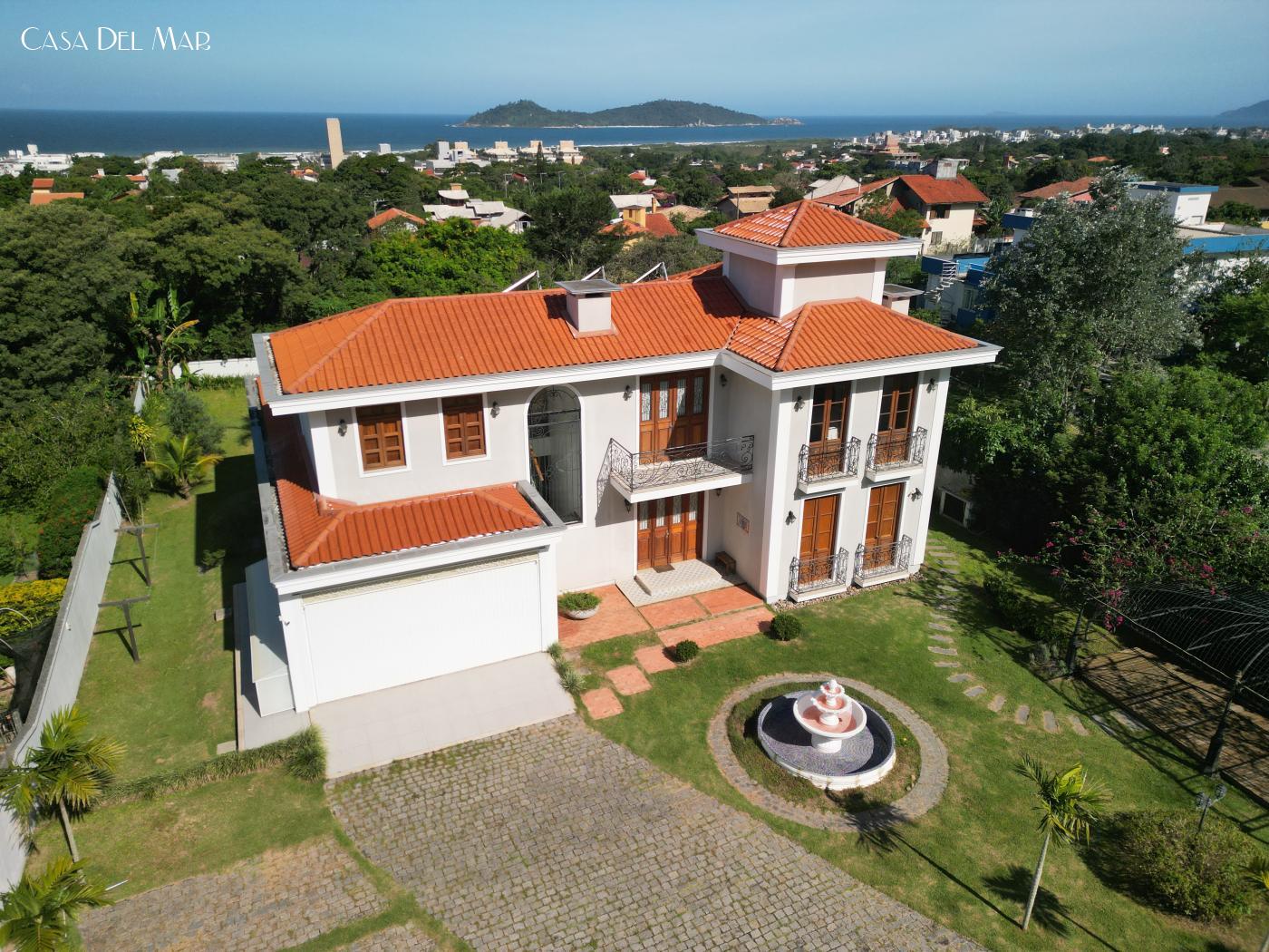 Casa de 3 quartos, 403m² no bairro Campeche, em Florianópolis | Eu Corretor