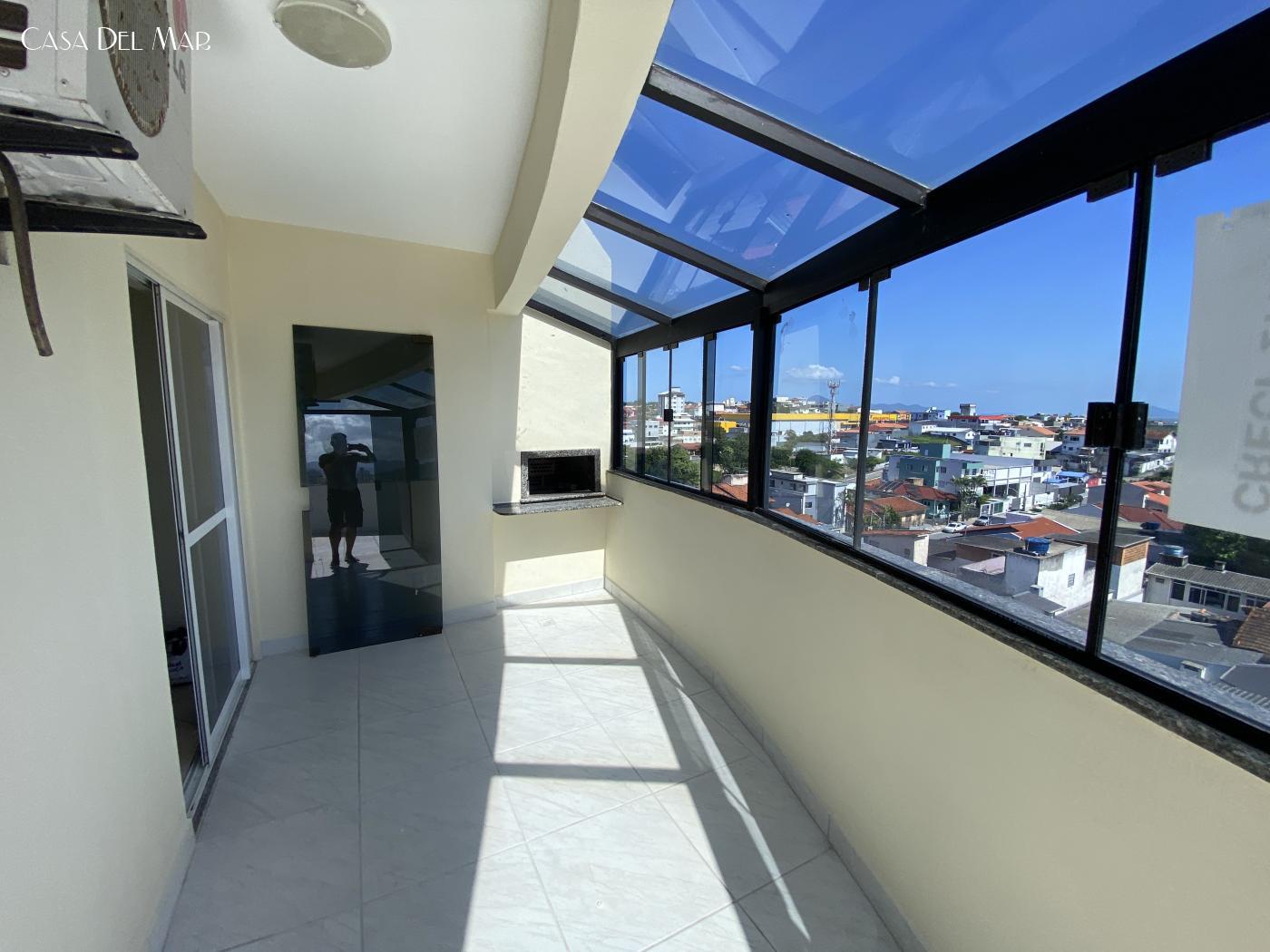 Apartamento de 3 quartos, 137m² no bairro Barreiros, em São José | Eu Corretor