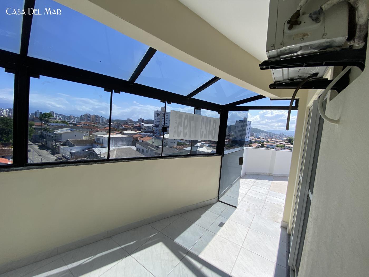 Cobertura de 3 quartos, 137m² no bairro Barreiros, em São José | Eu Corretor