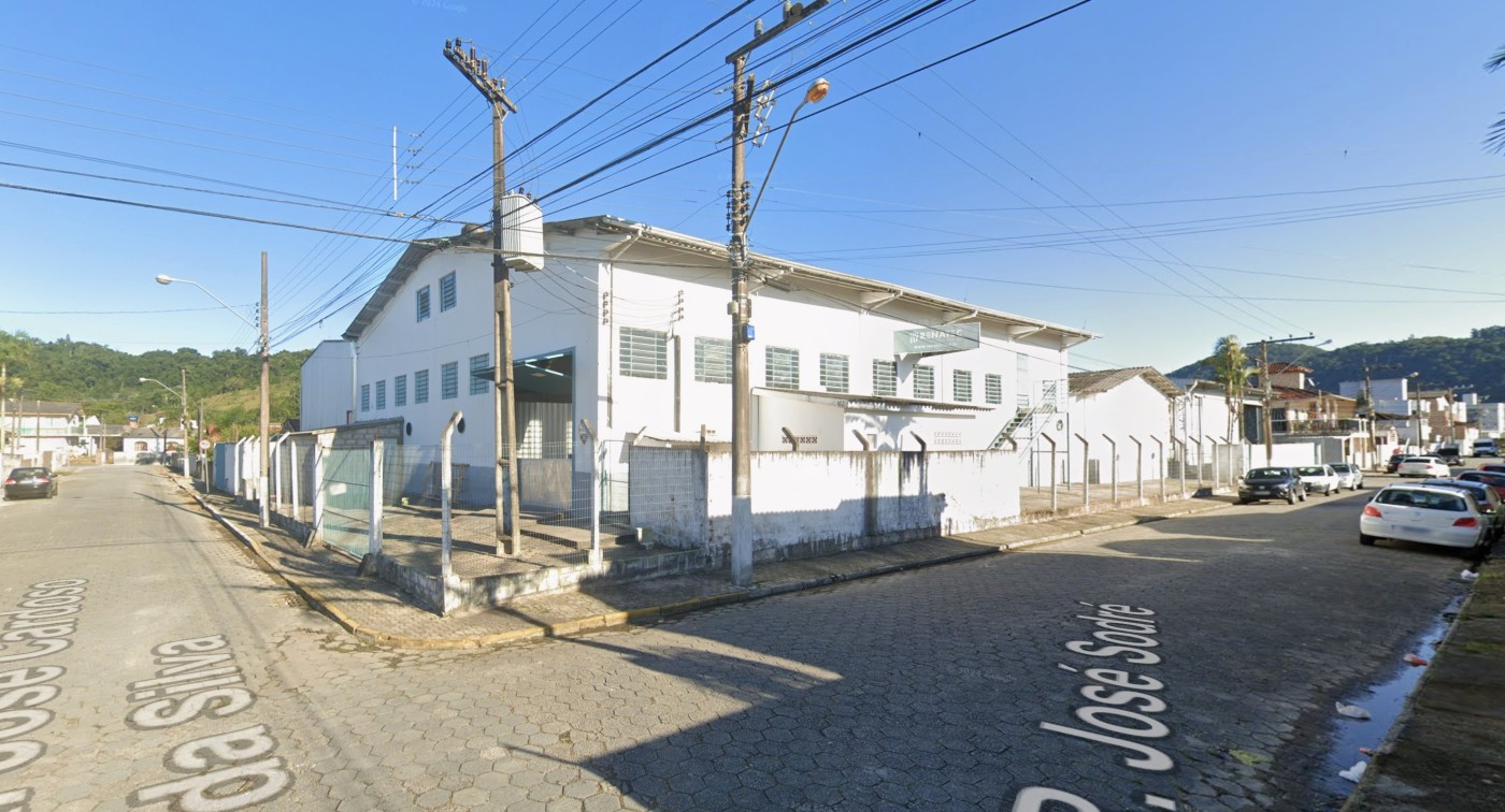 Depósito-Galpão, 1228 m² - Foto 1